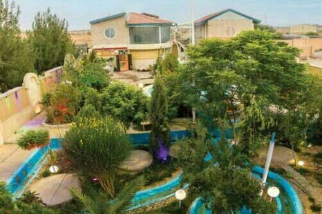 واحد تکخواب مبله در هتل در یزد