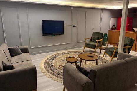 آپارتمان مبله دوخواب هفت تیر 211 در مشهد