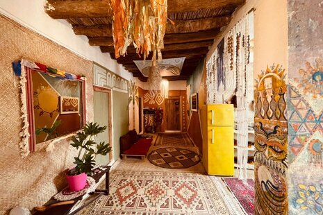 اتاق دیریا در هاستل هرمز