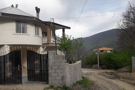 واحد دوخواب چشمه در طبقه دوم ویلای رامسر