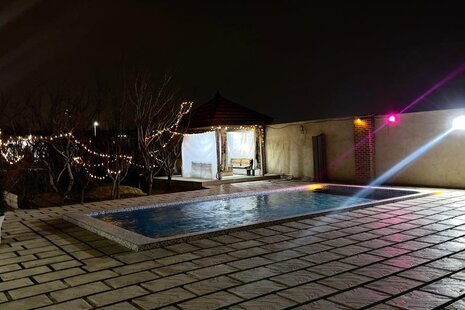 ویلا باغ استخردار تک خواب در شهریار