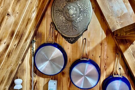 کلبه سوئیسی مبله تکخواب آریا من در تنکابن