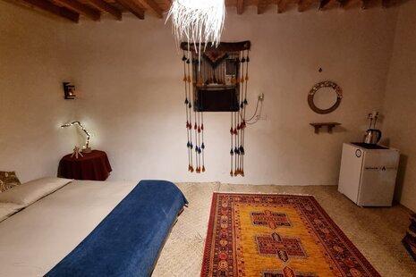 اتاق چَندَل در اقامتگاه بوم گردی قشم