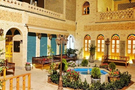 اتاق گلرخ در هتل اصفهان