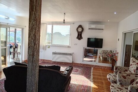 واحد تکخواب گیلدا در طبقه دوم ویلا در رودسر