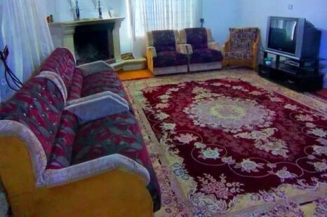 واحد در طبقه دوم ویلای ایواز چالوس