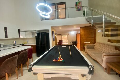 ویلا 2 خواب بیلیارد،جکوزی دار vip در کیش