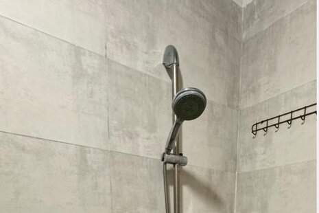 اتاق 25 متری دریا در بومگردی قشم