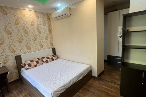 سوئیت 38 متری در میدان ولیعصر