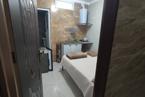 اتاق 401 دو تخت در مسافرخانه قم