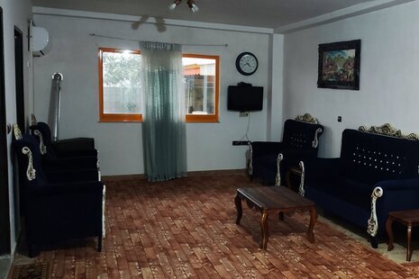 واحد دوخواب در طبقه همکف ویلای شفت