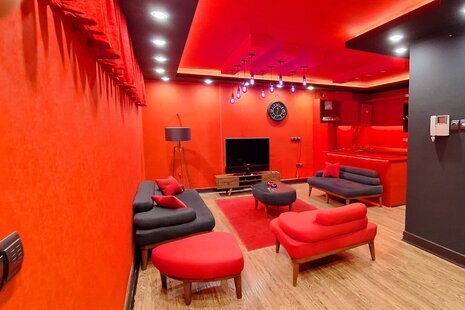 آپارتمان مبله تک خواب ایینه خانه در اصفهان