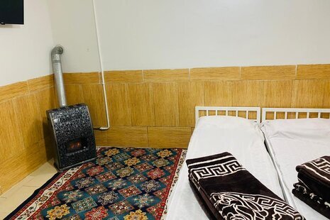 سوئیت 15 متری 104 در مسافرخانه مشهد