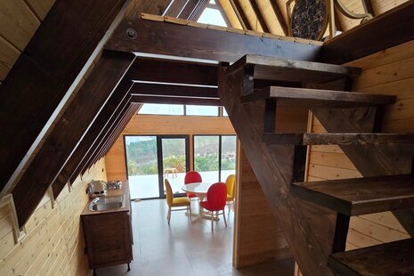 کلبه سوئیسی دوخواب مبله آرمو در بابل