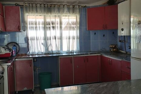 واحد دوخواب در طبقه اول ویلا در کلاردشت