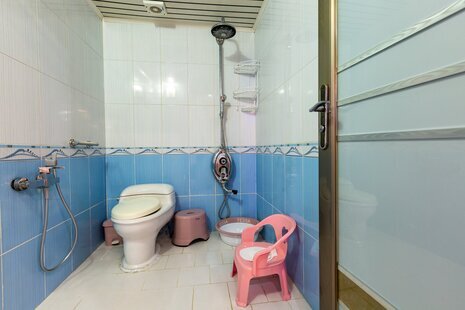 آپارتمان دوخواب پارکینگ دار خیابان امام رضا در مشهد 2،4