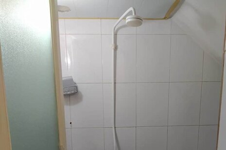 واحد مبله تکخواب در طبقه همکف ویلا نارون 1 در رشت