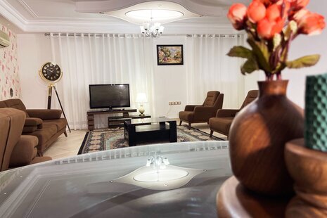 آپارتمان چهارخواب مبله زرهی 1 در شیراز