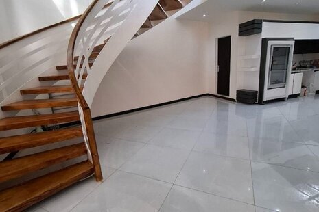 وبلا باغ مبله دوبلکس استخردار سه خواب در ملارد