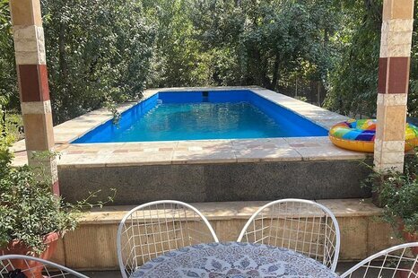 ویلا باغ استخردار مبله دوخواب باغ بهشت در چهارباغ