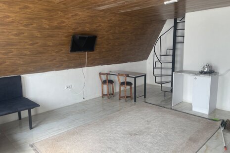 کلبه دوبلکس سوئیسی مبله تکخواب در  تنکابن