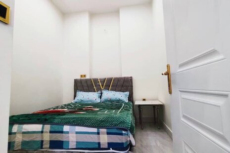 آپارتمان مبله دوخواب زند 202 در شیراز