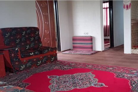 واحد تکخواب در طبقه ی دوم اقامتگاه بومگردی تنکابن