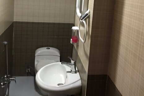 اتاق 3 عهد عتیق در اقامتگاه بومگردی اصفهان