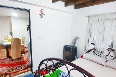 واحد تکخواب در طبقه همکف ویلای رحیم آباد