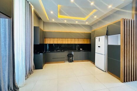 ویلا دوبلکس استخردار سه خواب الماس سیاه درچهارباغ