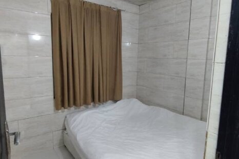 واحد تکخواب 401 در هتل آپارتمان رینه