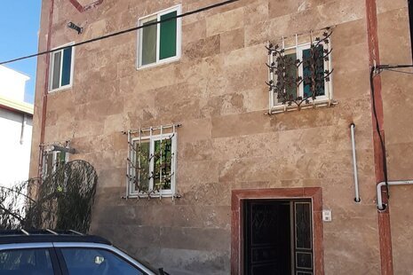 واحد مبله دوخواب طبقه همکف ویلا بیدمجنون در گلوگاه