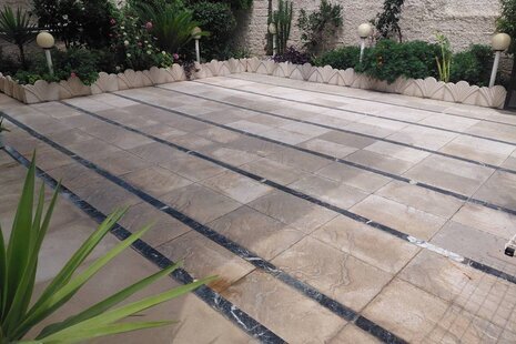 واحد مبله دوخواب در طبقه همکف ویلا امیر در چالوس
