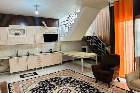 ویلا دوبلکس استخردار مبله سه خواب در چهارباغ