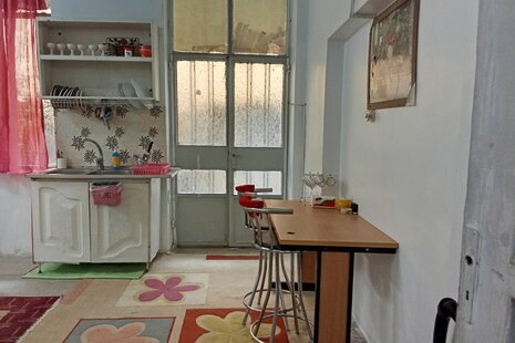 سوئیت 45 متری مرتضوی در خیابان جیحون