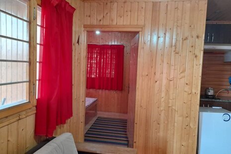 کلبه تکخواب شماره 4 در مجتمع اقامتی مرزیکلا