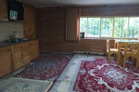 سوئیت45 متری مبله در باغ ویلا در کاشان