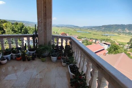 واحد در طبقه دوم ویلا شیرگاه