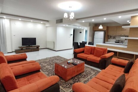 آپارتمان مبله دو خواب طبقه 4در شیراز