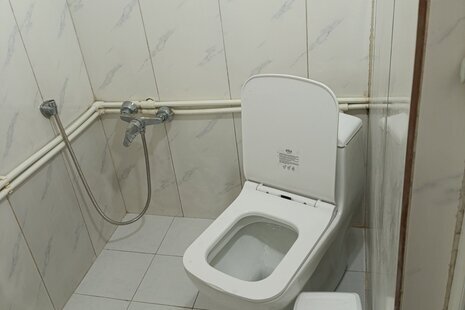 واحد مبله تکخواب در طبقه همکف ویلا رستمی در رامسر