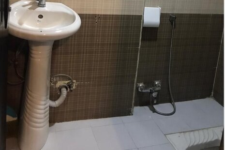 اتاق 2 عهد شیرین در اقامتگاه بومگردی اصفهان