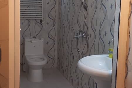 واحد تکخواب برگ گل 1 در طبقه اول ویلا رامسر