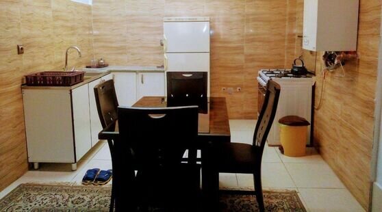 آپارتمان مبله تکخواب همکف در همدان