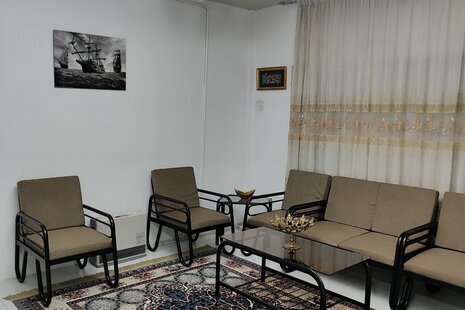 آپارتمان مبله تکخواب همکف با دسترسی خوب در مشهد