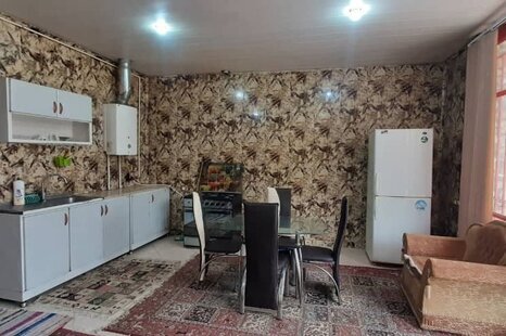 ویلا دو خواب مبله در باغ بهادران