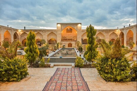 واحد مبله شاه نشین 2 در اقامتگاه بوم گردی در دلیجان