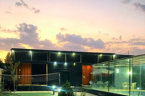 ویلا استخردار دوخواب در چهار باغ