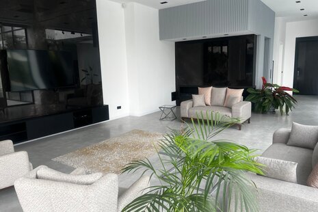 ویلا دوبلکس 4 خواب استخردار لوکس در هشتگرد