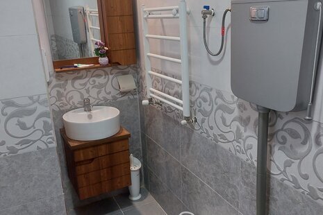 واحد تک خواب شقایق در طبقه اول ویلا بندرانزلی