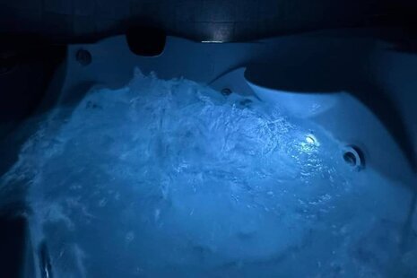 آپارتمان مبله دوخواب جکوزی دار در مشهد